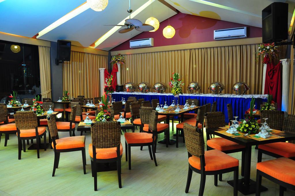 OYO 159 San Remigio Pensionne Suites Cebu Extérieur photo